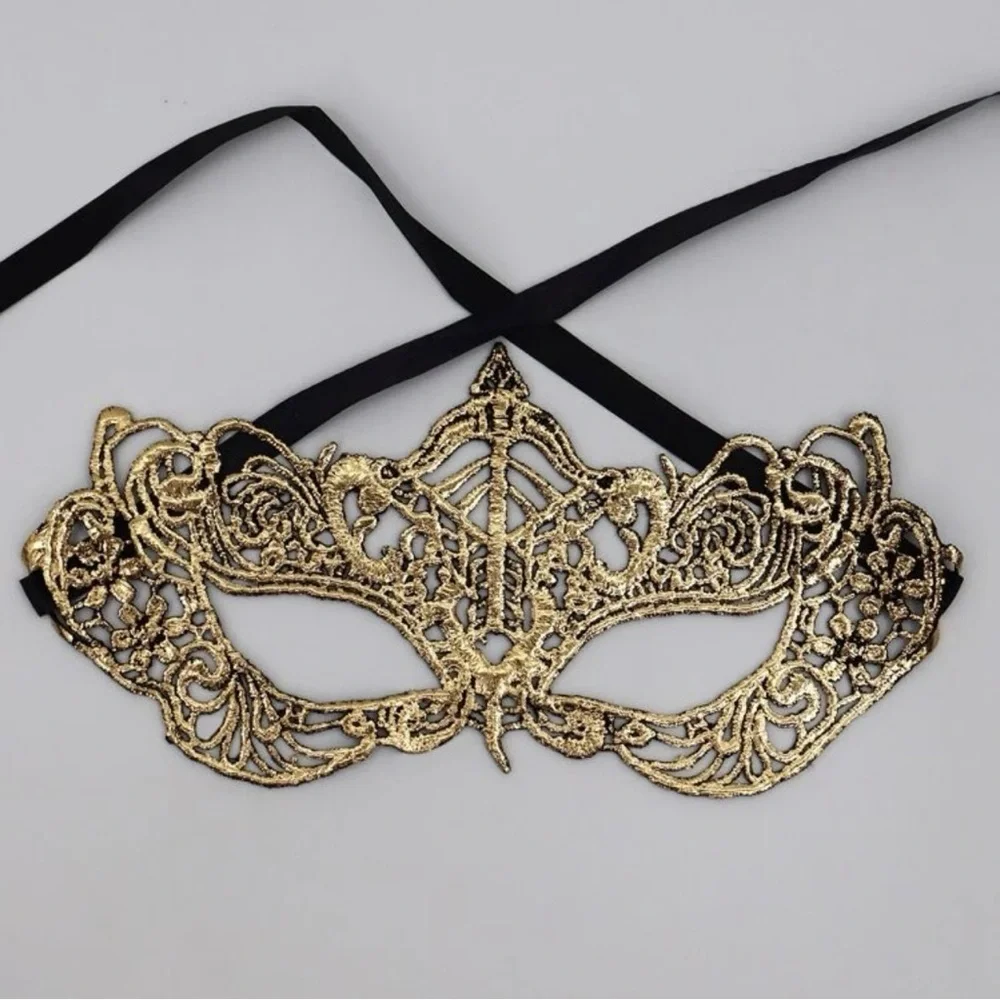 Elegant Gold Lace Masquerade Mask - Perfect for Enchanting Evenings! New!